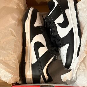 Nike Women Panda Dunks